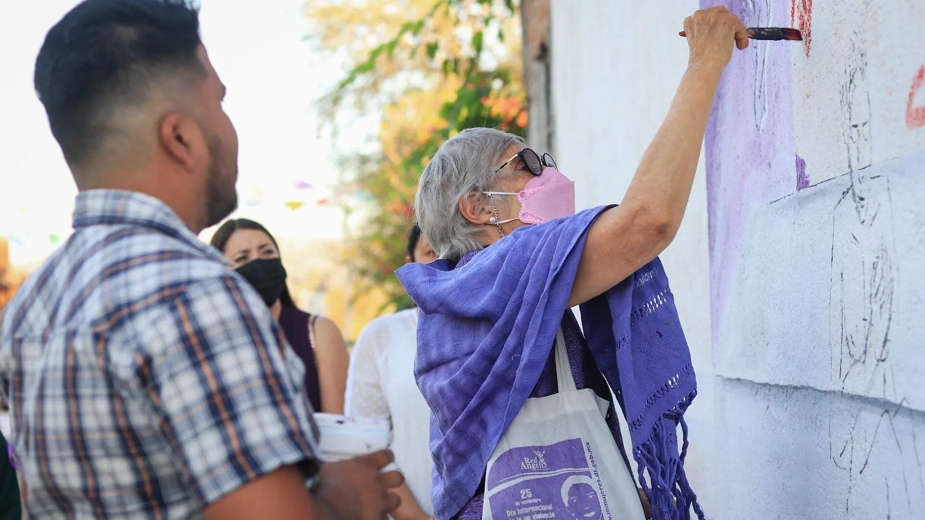 SJR Mujeres participando